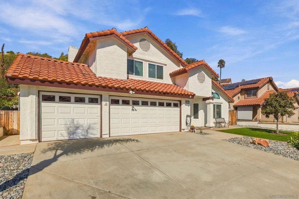 2742 Prairiestone, Escondido, CA 92027