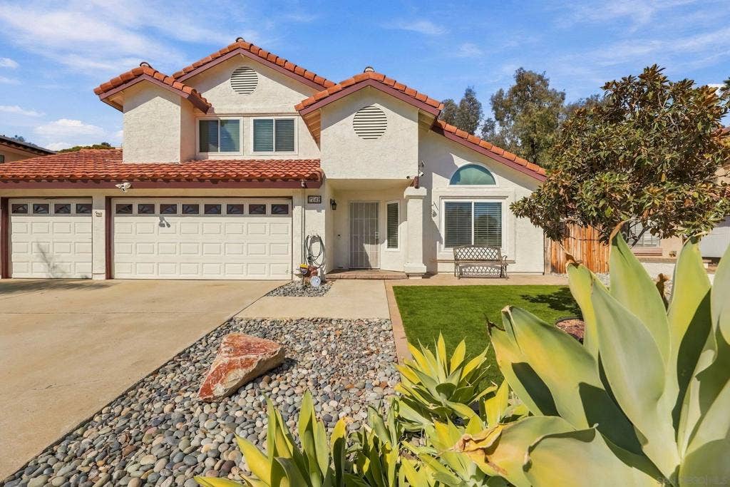 2742 Prairiestone, Escondido, CA 92027