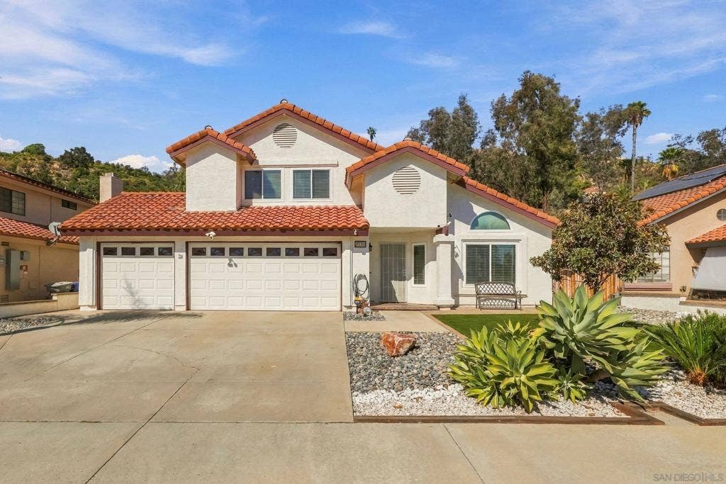 2742 Prairiestone, Escondido, CA 92027