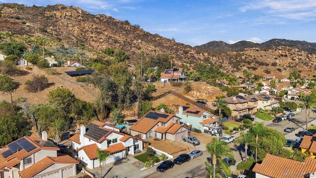 2742 Prairiestone, Escondido, CA 92027