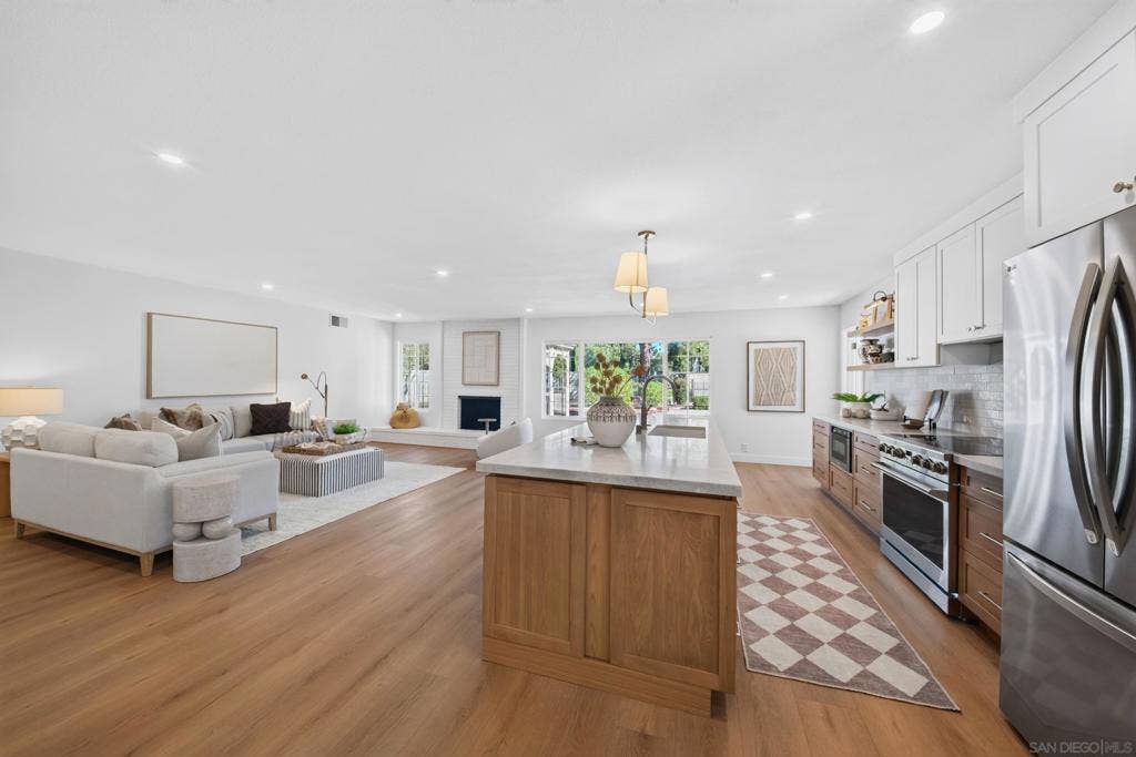 12782 Jardin Rd, San Diego, CA 92128