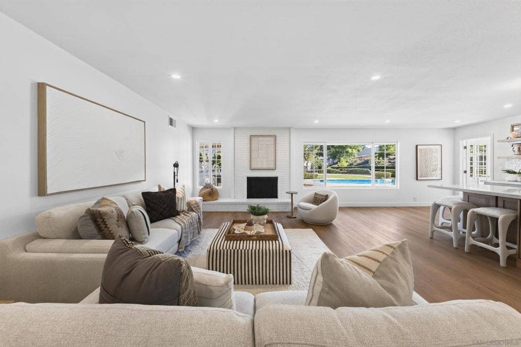 12782 Jardin Rd, San Diego, CA 92128