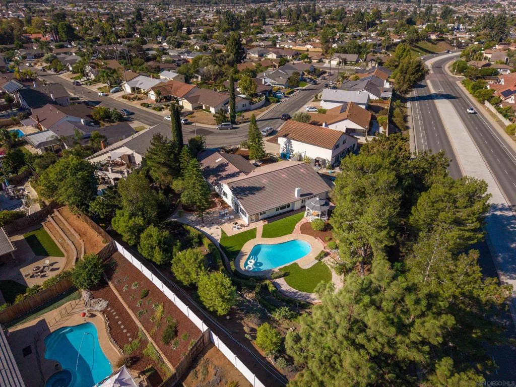 12782 Jardin Rd, San Diego, CA 92128