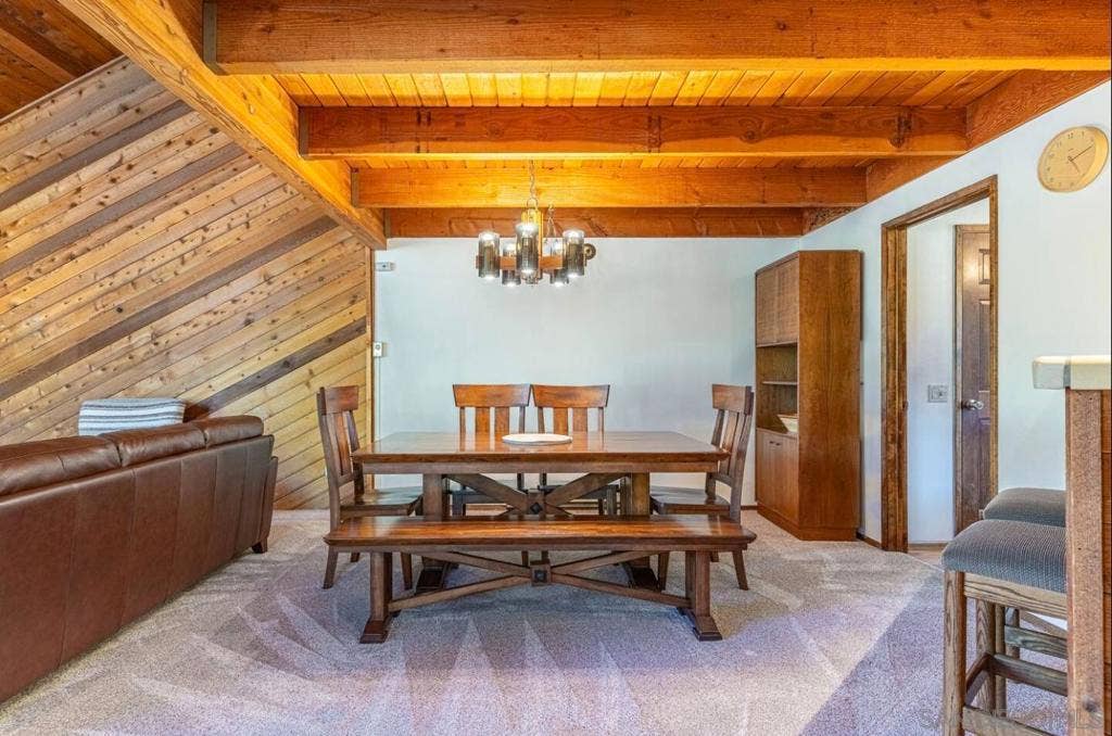 4710 Minaret rd #9, Mammoth Lakes, CA 93546 4710 Minaret rd #9, Mammoth Lakes, CA 93546