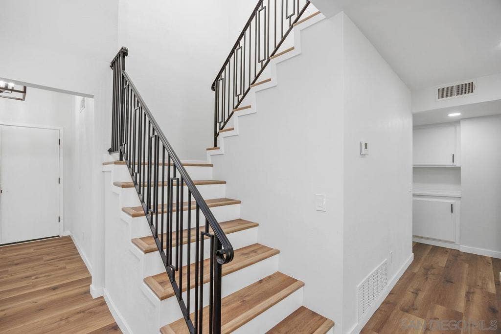 4566 Hancock Cir, Oceanside, CA 92056