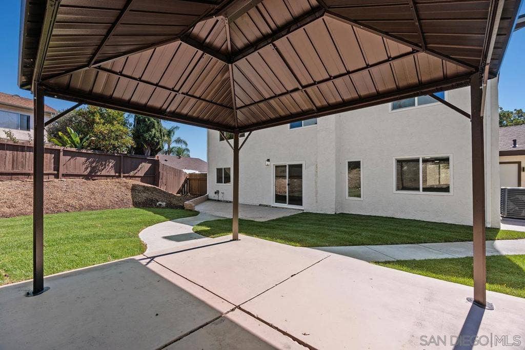 4566 Hancock Cir, Oceanside, CA 92056