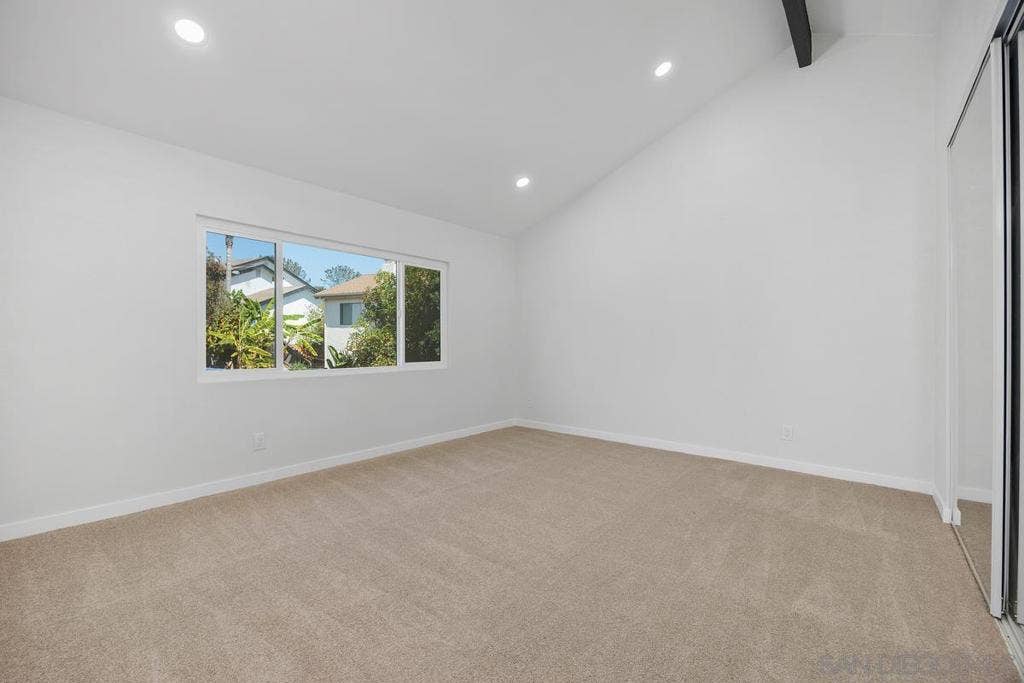4566 Hancock Cir, Oceanside, CA 92056