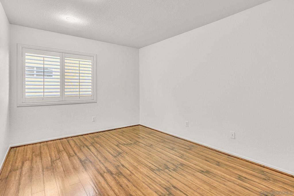 Beautiful Bedroom 4