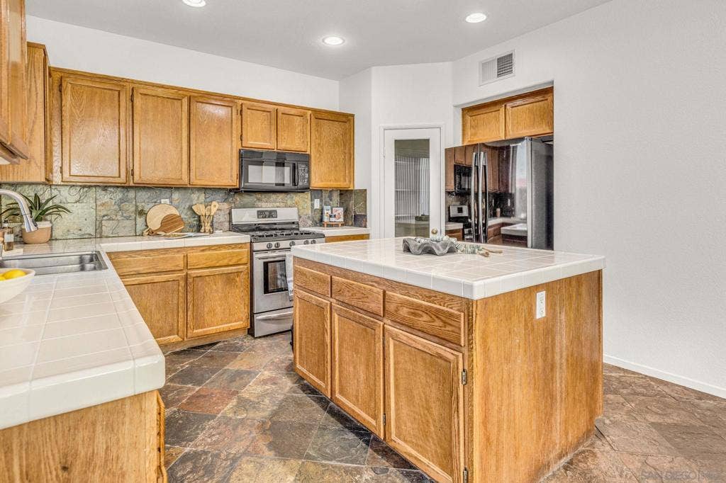 23803 Golden Pheasant, Murrieta, CA 92562
