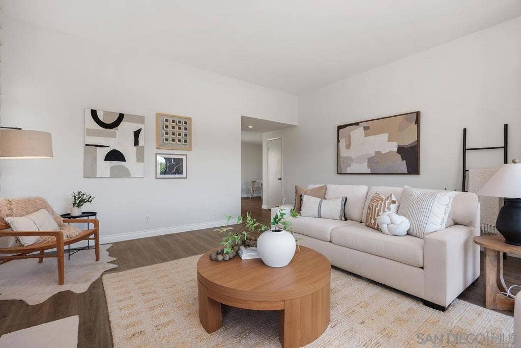 6660 Reservoir, San Diego, CA 92115 6660 Reservoir, San Diego, CA 92115