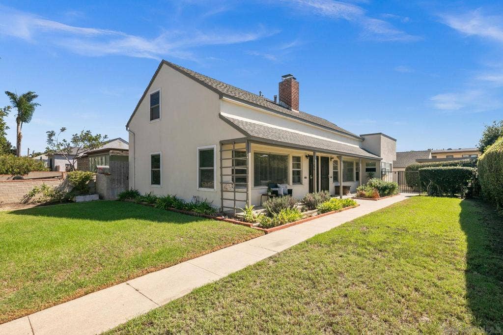 827 Law, San Diego, CA 92109 827 Law, San Diego, CA 92109