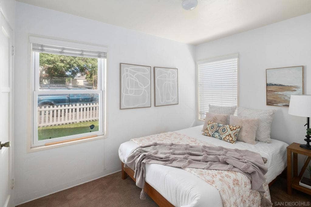 827 Law, San Diego, CA 92109 827 Law, San Diego, CA 92109
