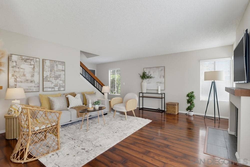 8391 Suntree Pl, San Diego, CA 92119 8391 Suntree Pl, San Diego, CA 92119