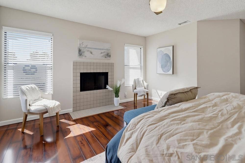 8391 Suntree Pl, San Diego, CA 92119 8391 Suntree Pl, San Diego, CA 92119