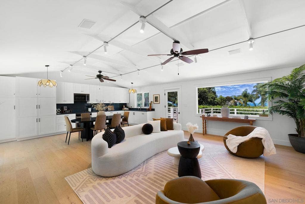 308 Glenmont Dr, Solana Beach, CA 92075 308 Glenmont Dr, Solana Beach, CA 92075