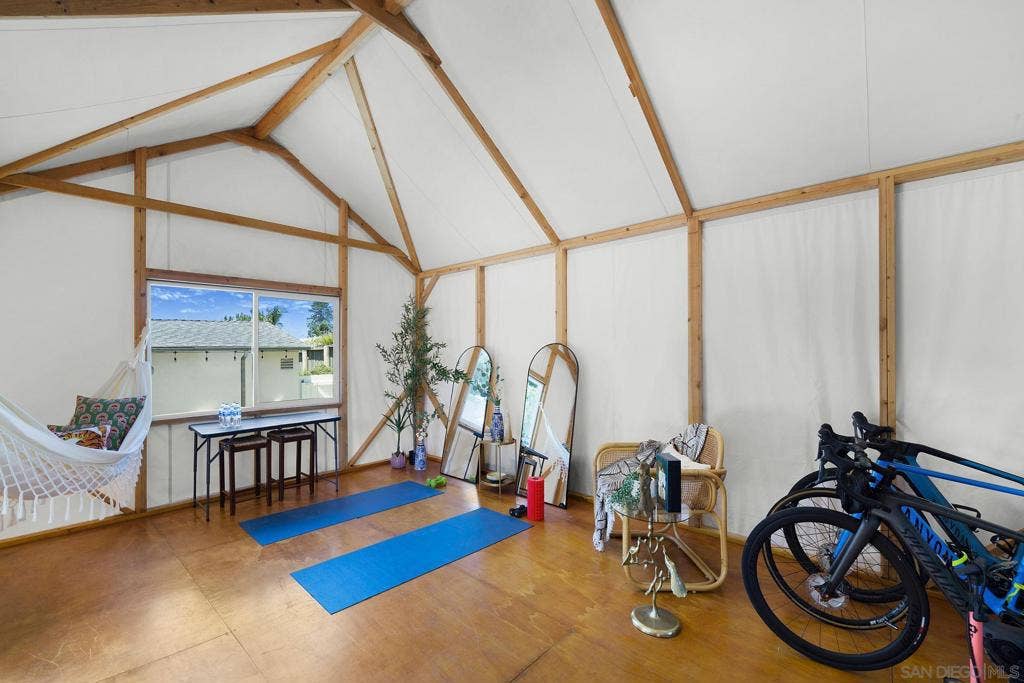 308 Glenmont Dr, Solana Beach, CA 92075 308 Glenmont Dr, Solana Beach, CA 92075