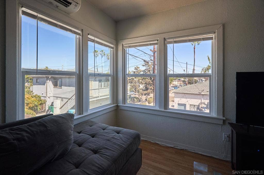 1968 Pacific Beach Dr, San Diego, CA 92109 1968 Pacific Beach Dr, San Diego, CA 92109