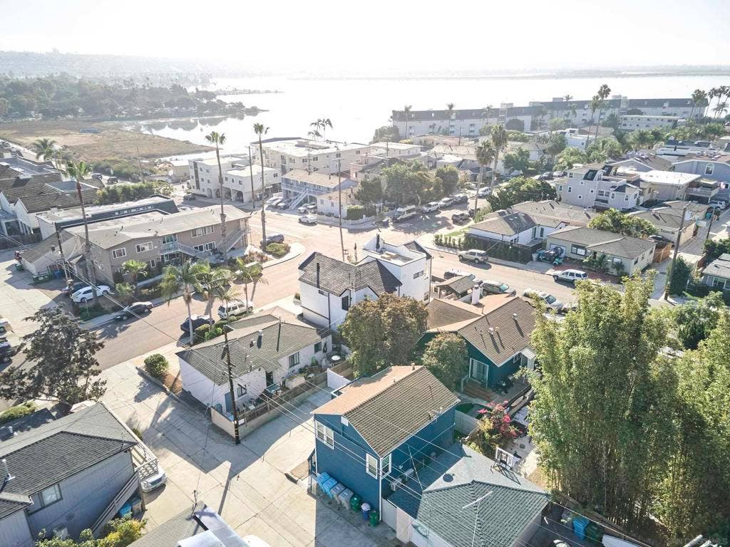 1968 Pacific Beach Dr, San Diego, CA 92109 1968 Pacific Beach Dr, San Diego, CA 92109