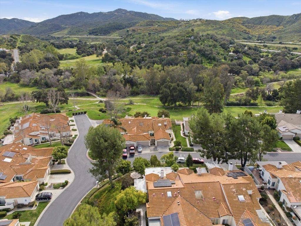 29585 Circle R Greens, Escondido, CA 92026 29585 Circle R Greens, Escondido, CA 92026