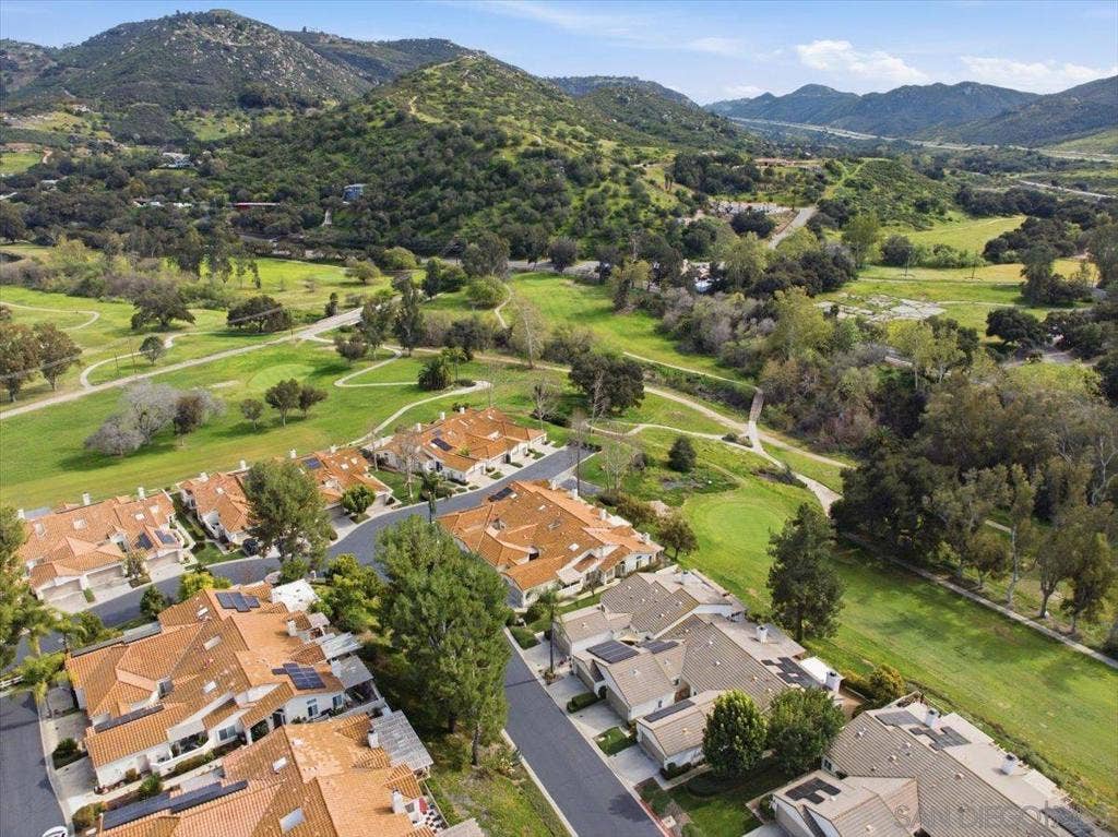 29585 Circle R Greens, Escondido, CA 92026 29585 Circle R Greens, Escondido, CA 92026