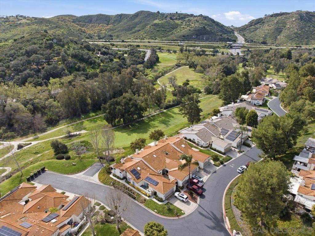 29585 Circle R Greens, Escondido, CA 92026 29585 Circle R Greens, Escondido, CA 92026