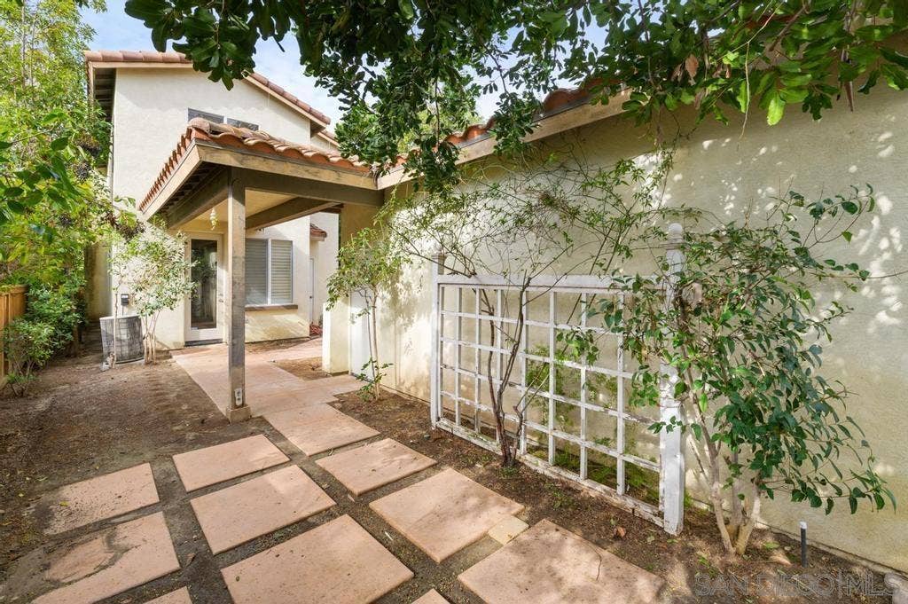 727 San Juan Pl, Chula Vista, CA 91914 727 San Juan Pl, Chula Vista, CA 91914