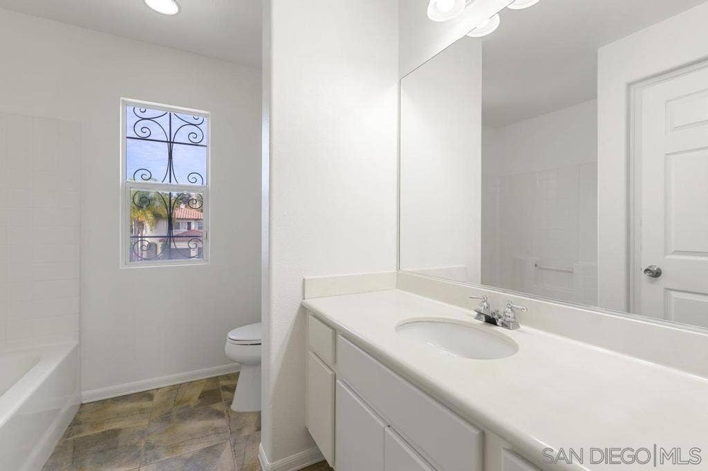727 San Juan Pl, Chula Vista, CA 91914 727 San Juan Pl, Chula Vista, CA 91914