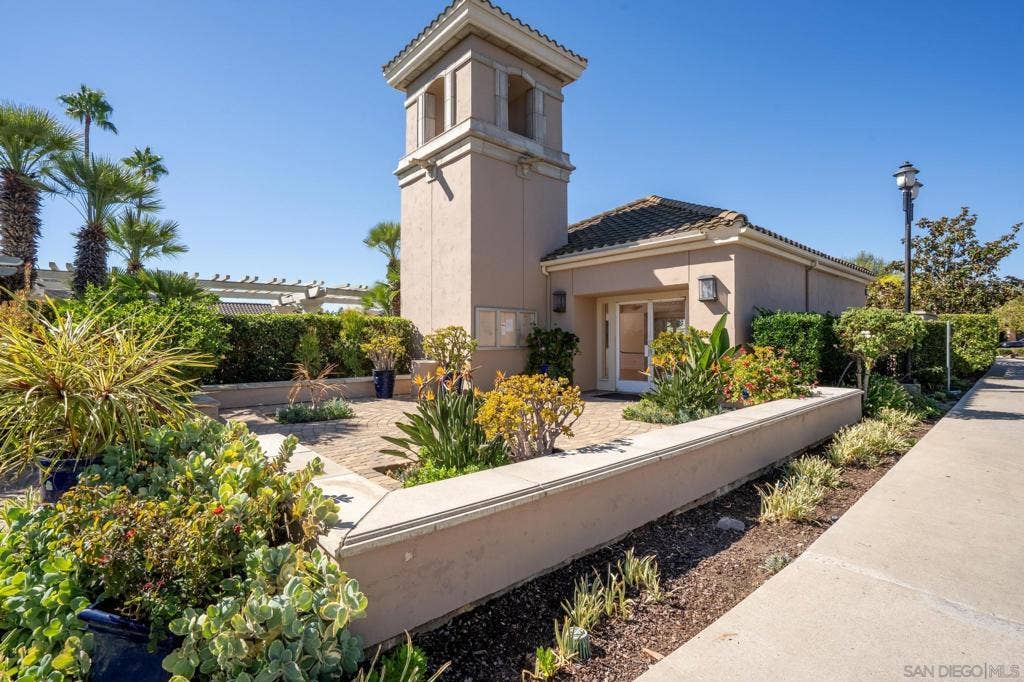18812 Caminito Cantilena, #124, San Diego, CA 92128