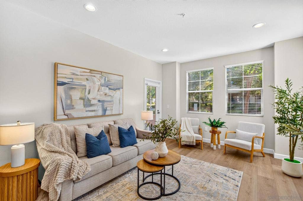 18812 Caminito Cantilena, #124, San Diego, CA 92128