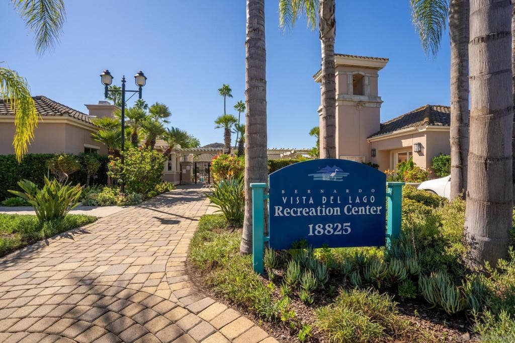 18812 Caminito Cantilena, #124, San Diego, CA 92128