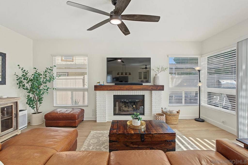 45226 Camino Monzon, Temecula, CA 92592 45226 Camino Monzon, Temecula, CA 92592