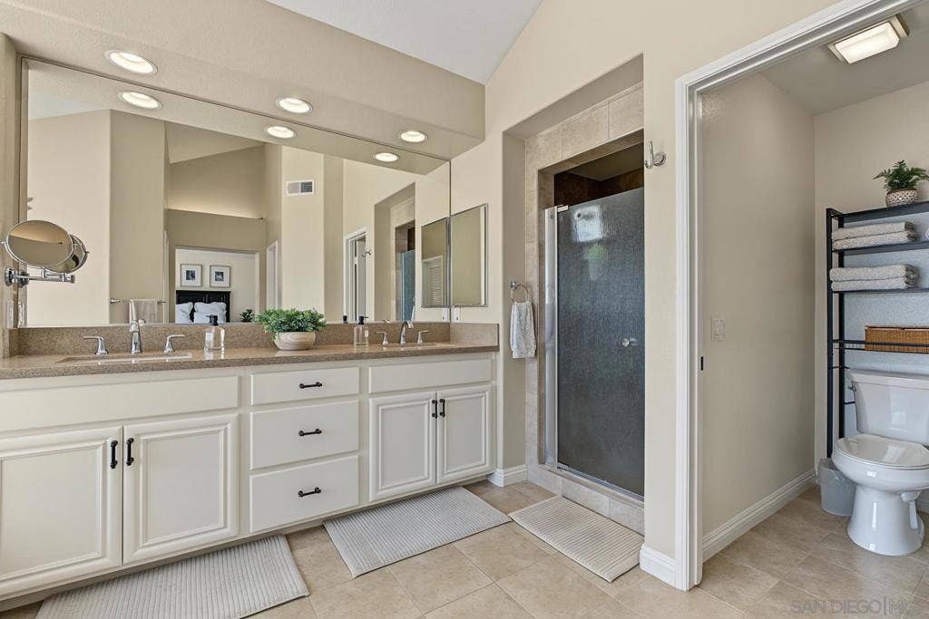 45226 Camino Monzon, Temecula, CA 92592 45226 Camino Monzon, Temecula, CA 92592