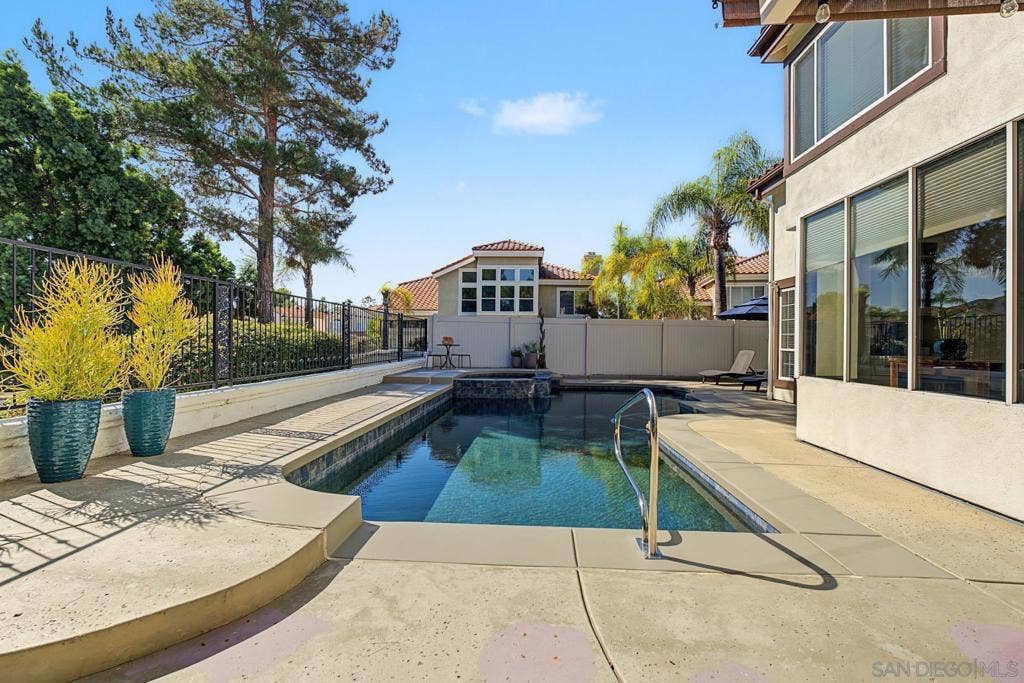 45226 Camino Monzon, Temecula, CA 92592 45226 Camino Monzon, Temecula, CA 92592