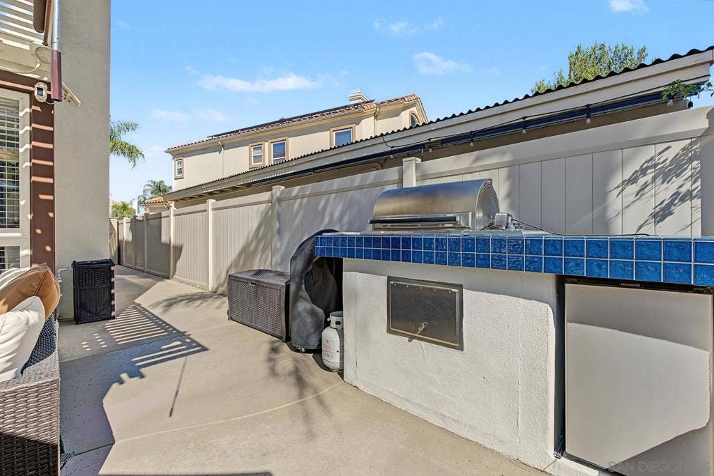 45226 Camino Monzon, Temecula, CA 92592 45226 Camino Monzon, Temecula, CA 92592