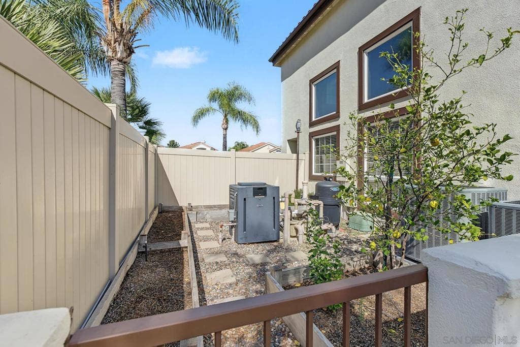 45226 Camino Monzon, Temecula, CA 92592 45226 Camino Monzon, Temecula, CA 92592
