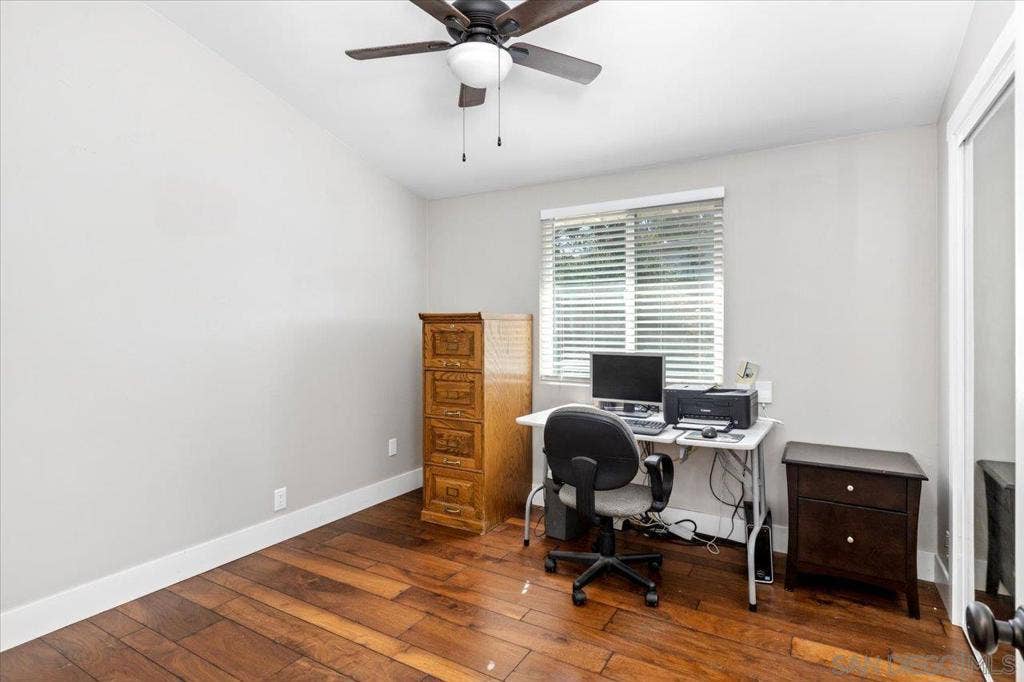 1840 Davis, Fallbrook, CA 92028 1840 Davis, Fallbrook, CA 92028
