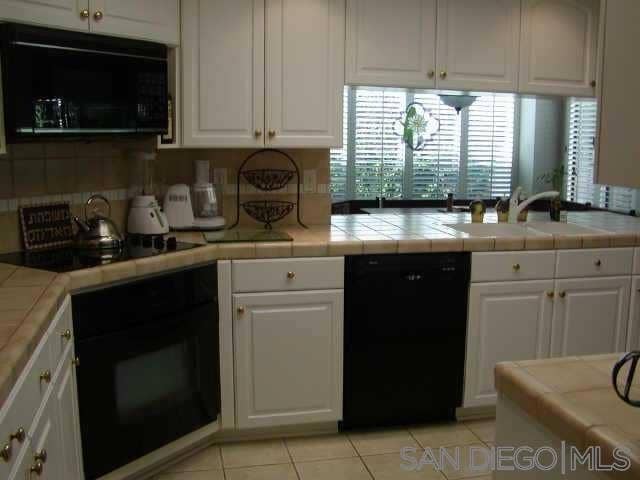 13120 Grape Arbor Way, Poway, CA 92064 13120 Grape Arbor Way, Poway, CA 92064