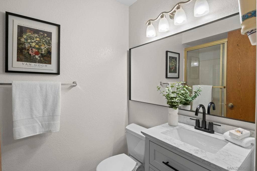 4051 Iowa, #3, San Diego, CA 92104 4051 Iowa, #3, San Diego, CA 92104