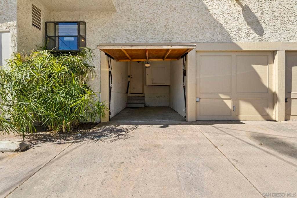 4051 Iowa, #3, San Diego, CA 92104 4051 Iowa, #3, San Diego, CA 92104