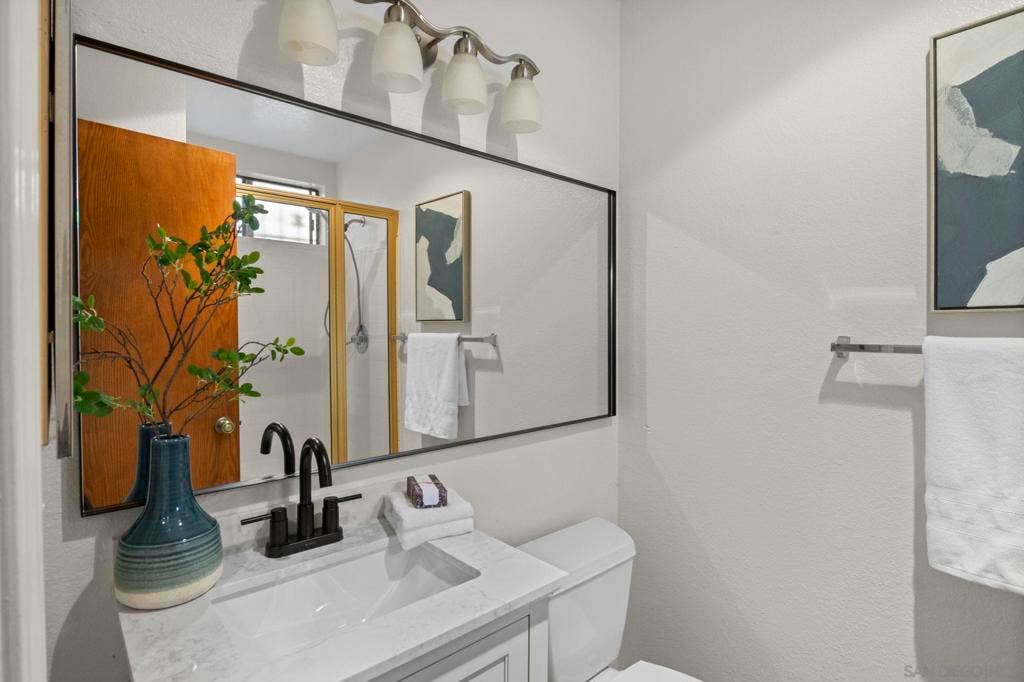 4051 Iowa, #3, San Diego, CA 92104 4051 Iowa, #3, San Diego, CA 92104
