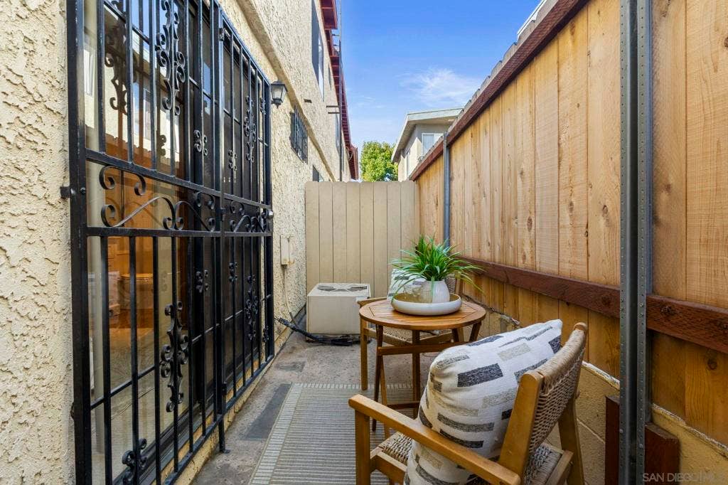 4051 Iowa, #3, San Diego, CA 92104 4051 Iowa, #3, San Diego, CA 92104
