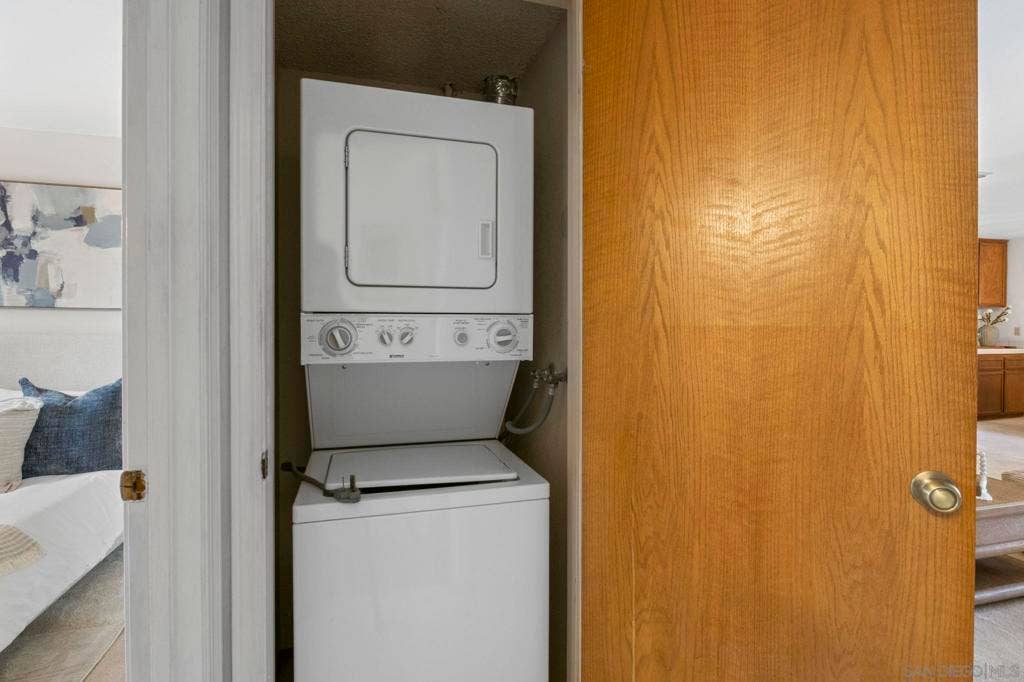4051 Iowa, #3, San Diego, CA 92104 4051 Iowa, #3, San Diego, CA 92104