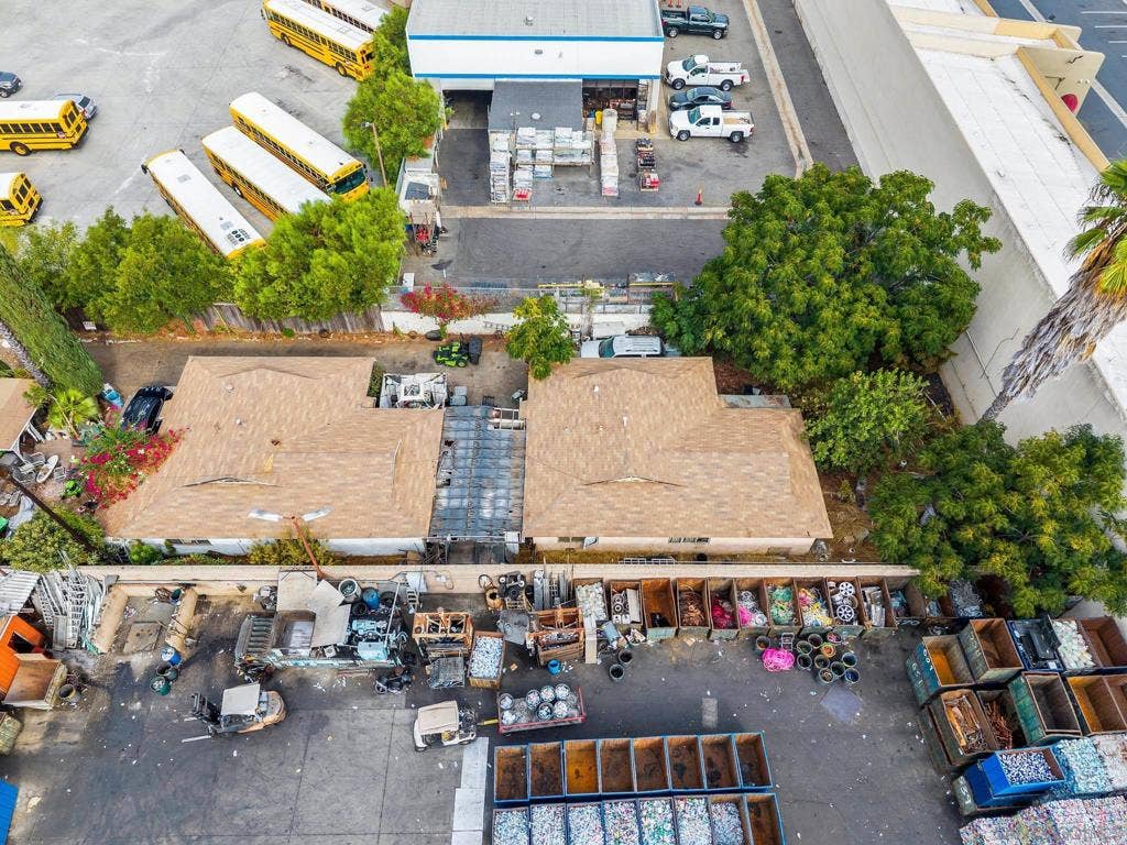 546 N Quince St, Escondido, CA 92025 546 N Quince St, Escondido, CA 92025
