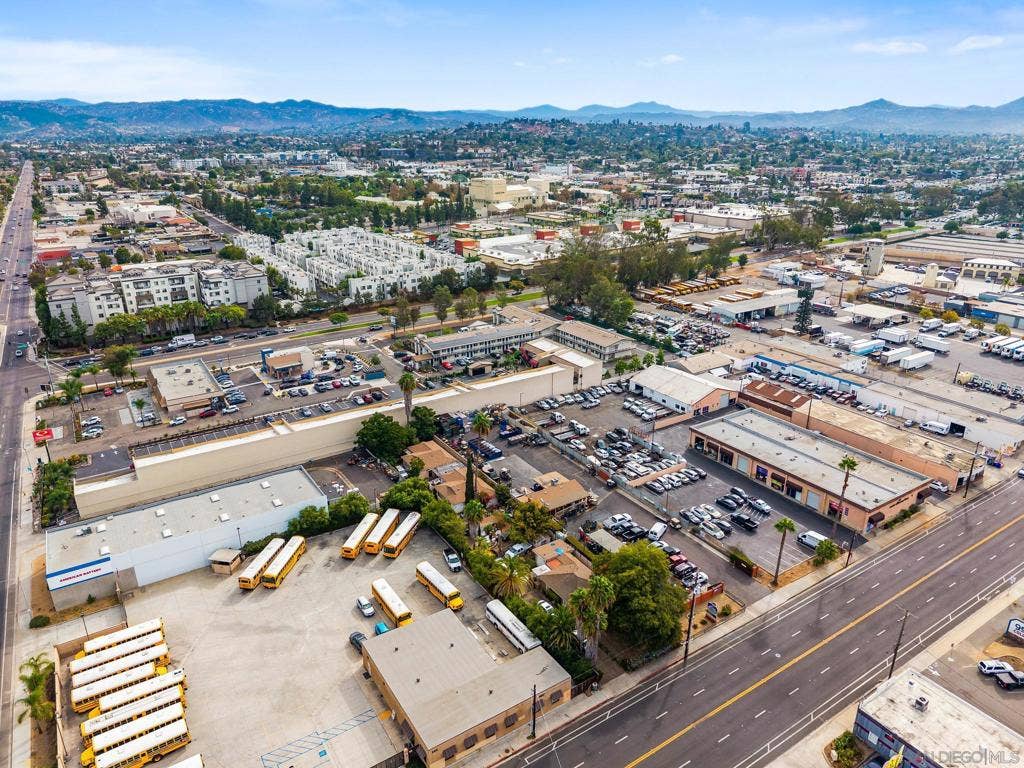 546 N Quince St, Escondido, CA 92025 546 N Quince St, Escondido, CA 92025