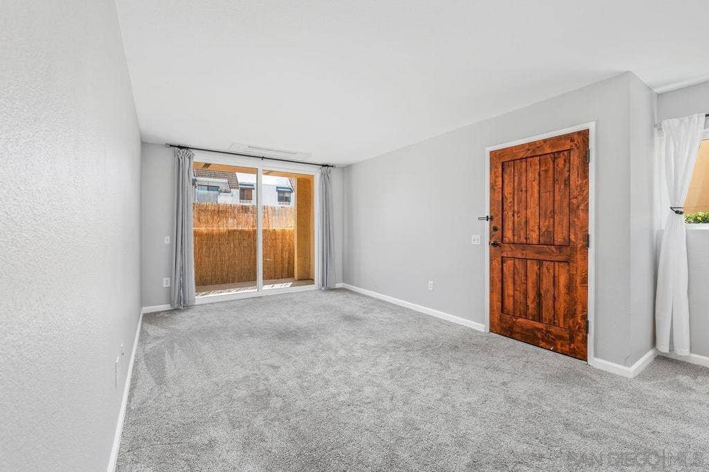 3929 Nobel, #89, San Diego, CA 92122 3929 Nobel, #89, San Diego, CA 92122