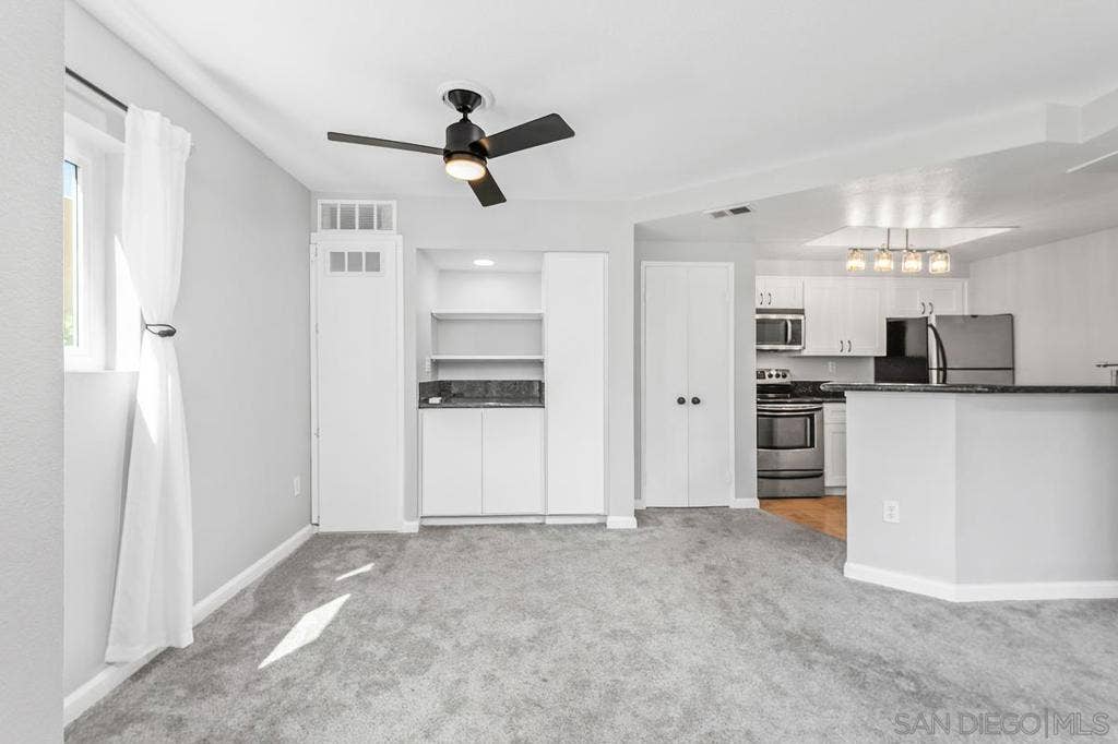 3929 Nobel, #89, San Diego, CA 92122 3929 Nobel, #89, San Diego, CA 92122