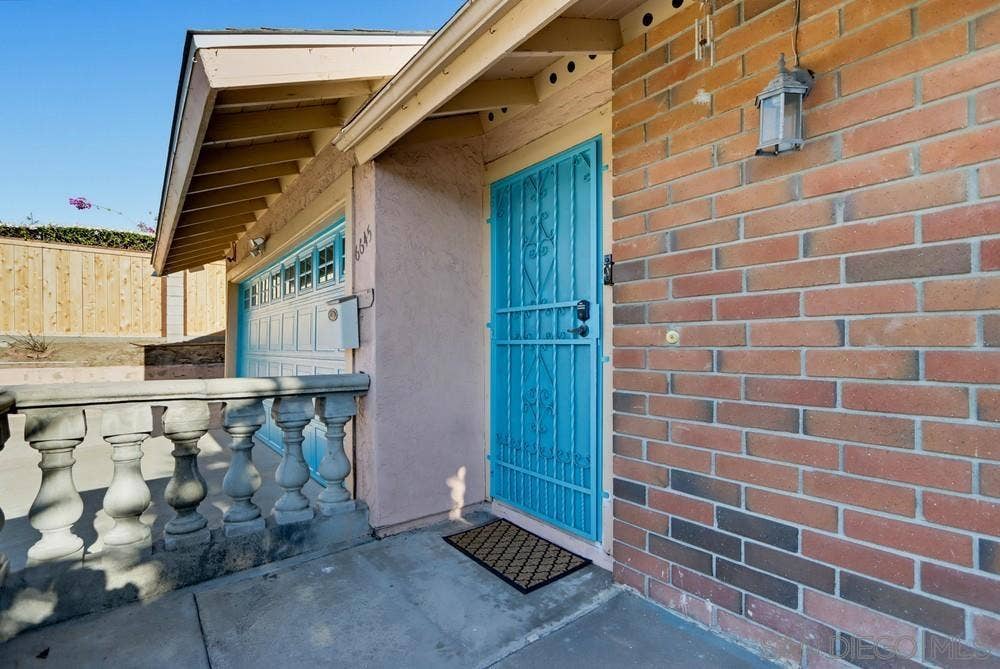 6645 Parkside Ave, San Diego, CA 92139 6645 Parkside Ave, San Diego, CA 92139