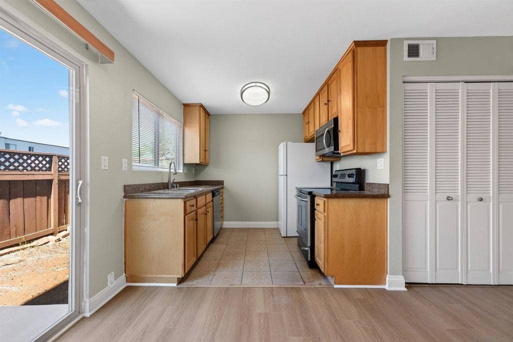 1045 Peach Ave Unit 34, #Unit 34, El Cajon, CA 92021 1045 Peach Ave Unit 34, #Unit 34, El Cajon, CA 92021