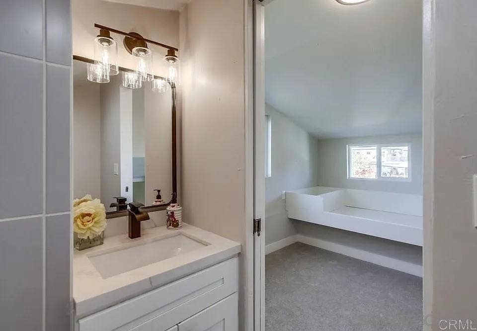 3596 44th Street, San Diego, CA 92105 3596 44th Street, San Diego, CA 92105