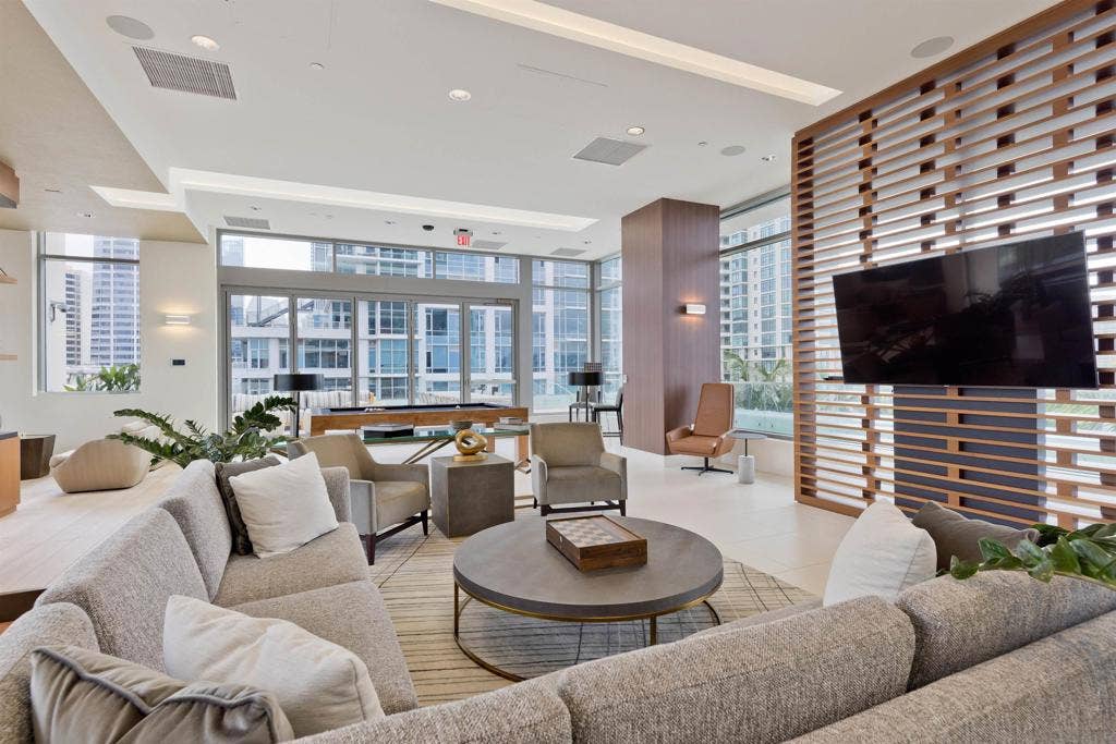 1388 Kettner Blvd., #1204, San Diego, CA 92101 1388 Kettner Blvd., #1204, San Diego, CA 92101
